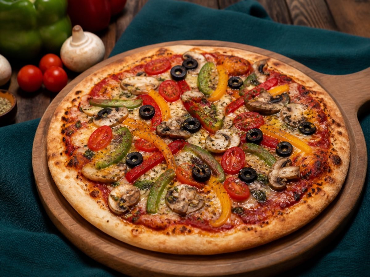 Vegetarian pizza | Star Fish Hajjoub