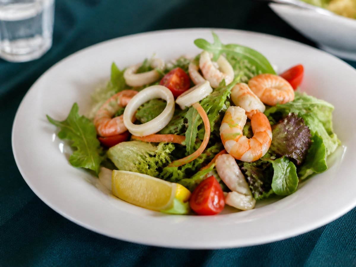 Fisherman’s salad | Star Fish Hajjoub